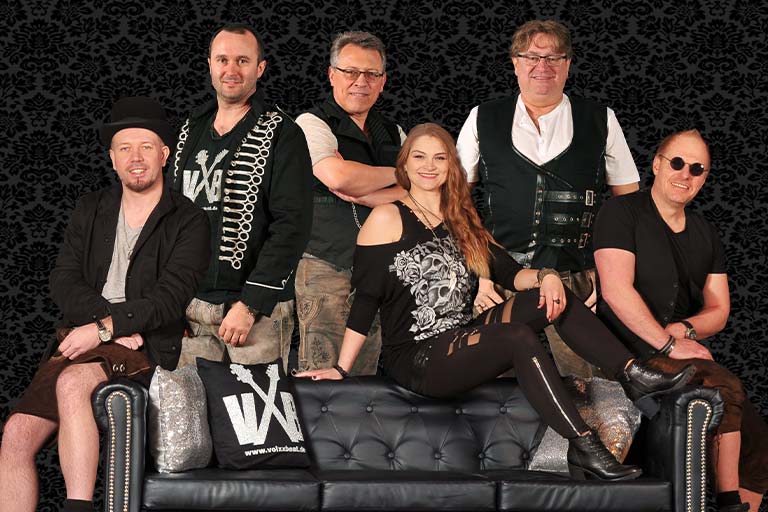 Volxxbeat, Live auf dem Puchheimer & Brucker Volksfest Gruppenfoto der Band Volxxbeat